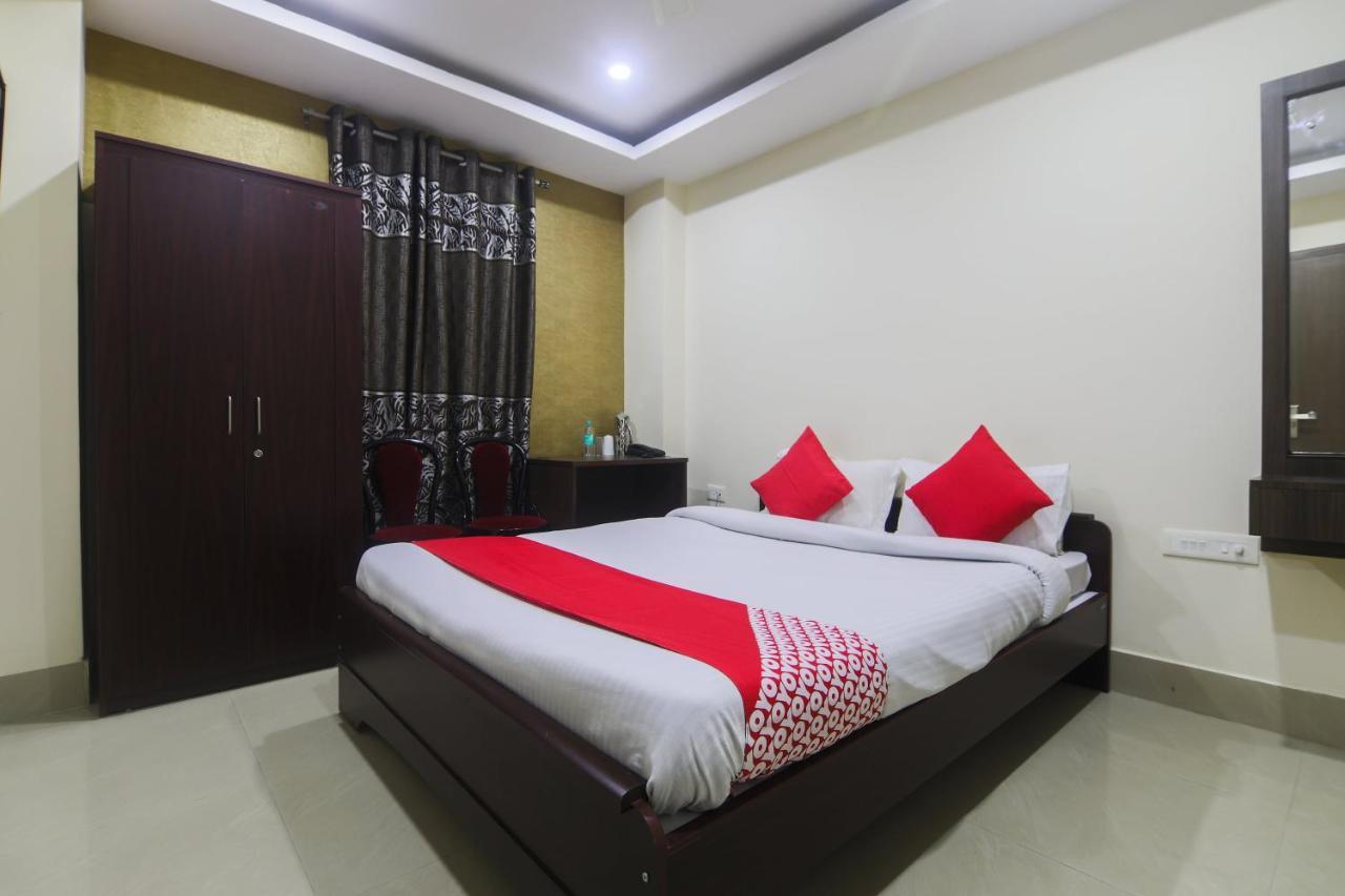 Oyo 27619 Hotel Blue Bird Annexe Nowgong Экстерьер фото