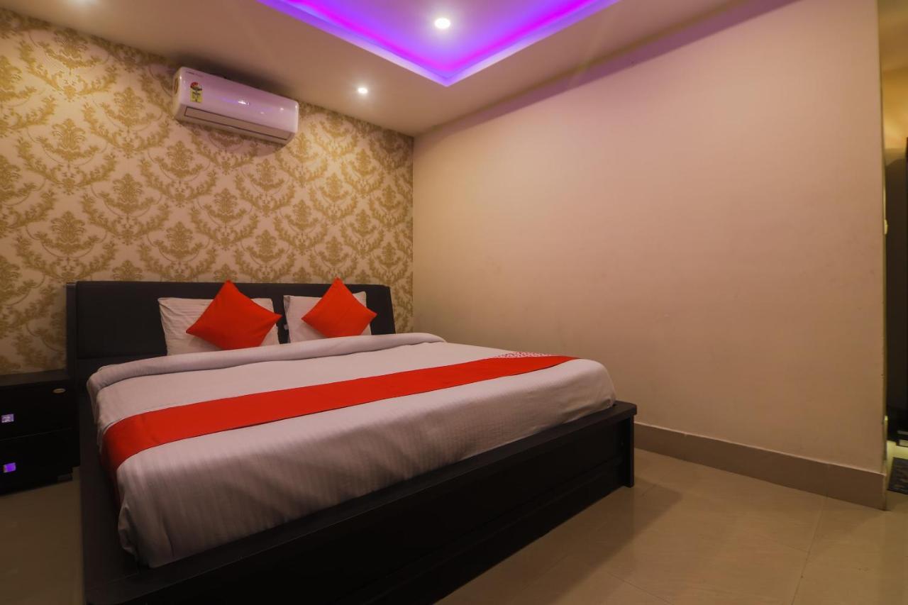 Oyo 27619 Hotel Blue Bird Annexe Nowgong Экстерьер фото