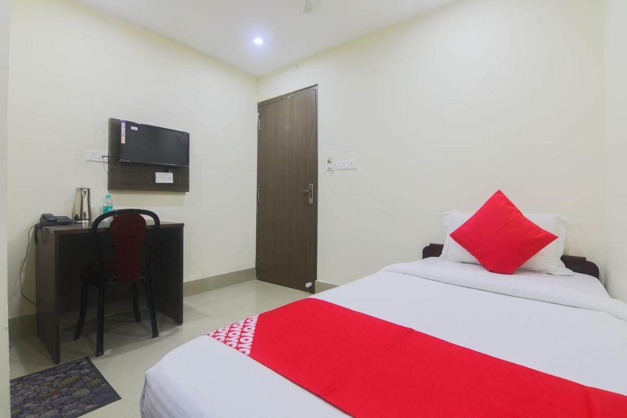 Oyo 27619 Hotel Blue Bird Annexe Nowgong Экстерьер фото