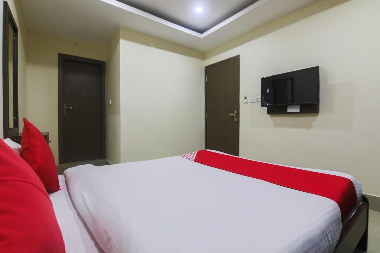 Oyo 27619 Hotel Blue Bird Annexe Nowgong Экстерьер фото